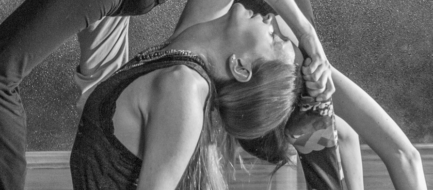 shannon connell jivamukti yoga teacher